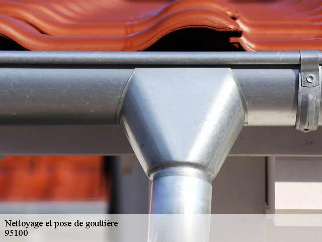 Nettoyage et pose de gouttière  argenteuil-95100 Artisan Lafleur, Couvreur 95